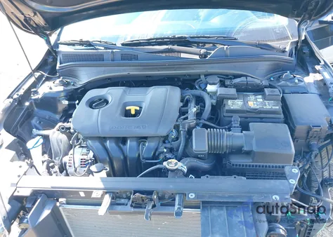 2023 Kia Forte Lxs z USA, uszkodzony, nr VIN 3KPF24AD5PE581655